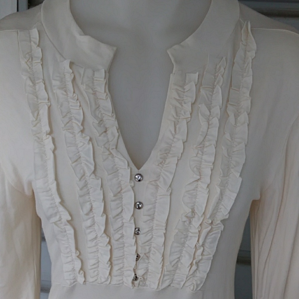 NWOT Daniel Girl Ruffled long sleeve top